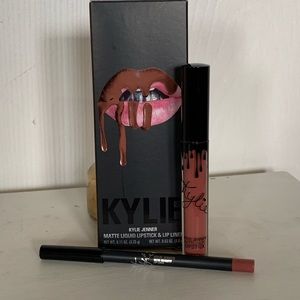 NIB Kylie Matte Lip Kit
